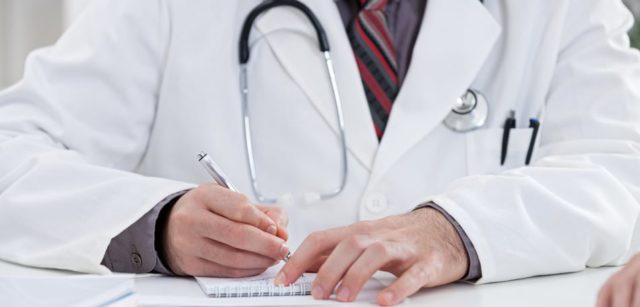 Read more about the article Por que os médicos escrevem tão mal?