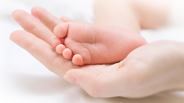 Read more about the article Mulher morta há 4 meses dá à luz bebê saudável